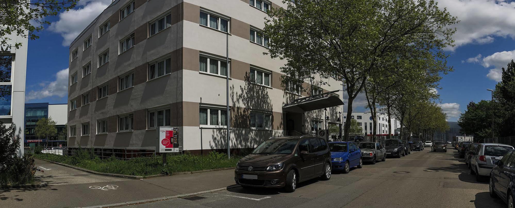 Centro Hotel Boeblingen, Trademark Collection By Wyndham Extérieur photo